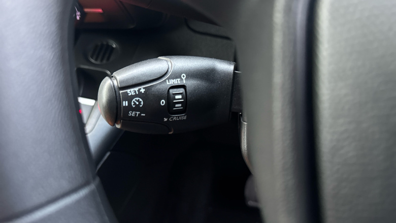 Peugeot Partner E-Standard 800 100kW 50kWh Professional Premium + Van Auto